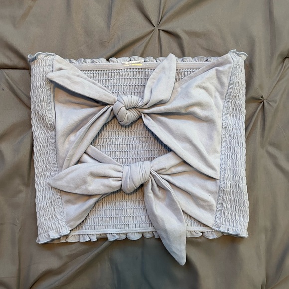 Hollister Ribbed Crop Top - Picture 2 of 3